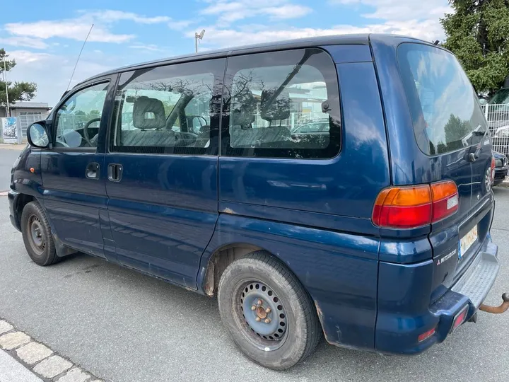 Mitsubishi Space Gear
