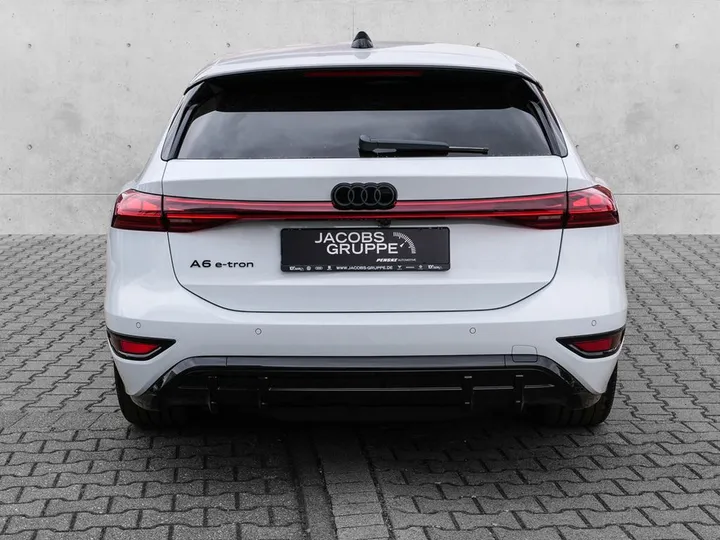 Audi A6 e-tron