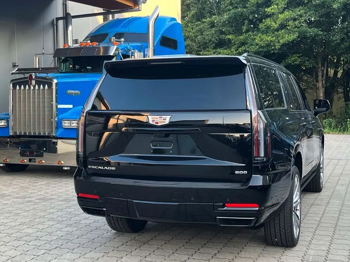 Cadillac Escalade