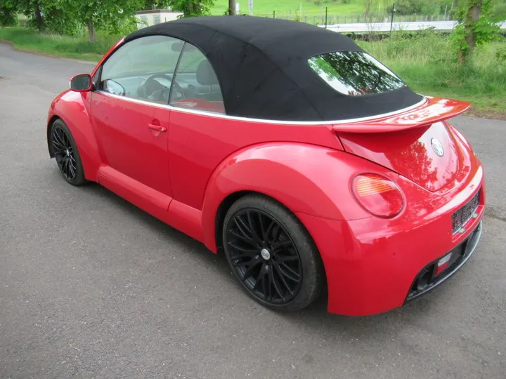 Volkswagen New Beetle