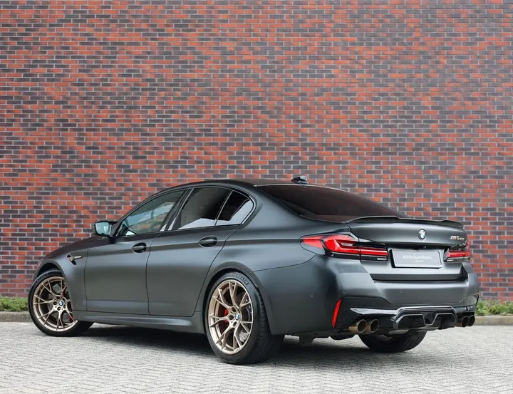 BMW M5