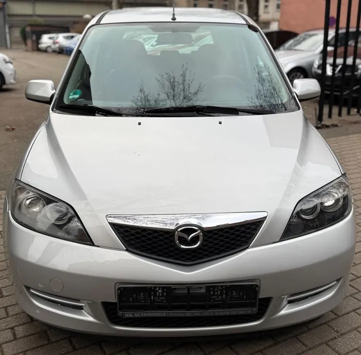 Mazda 2