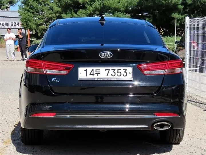 Kia K5