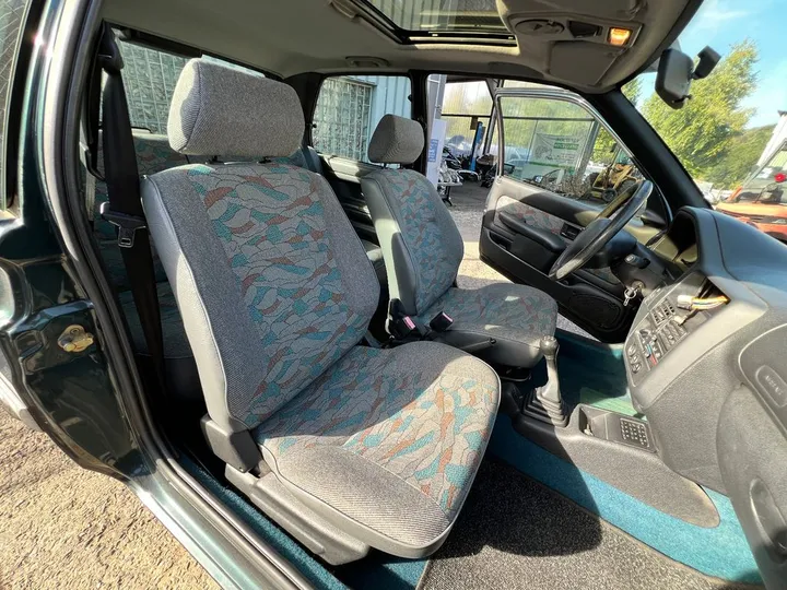 Peugeot 106