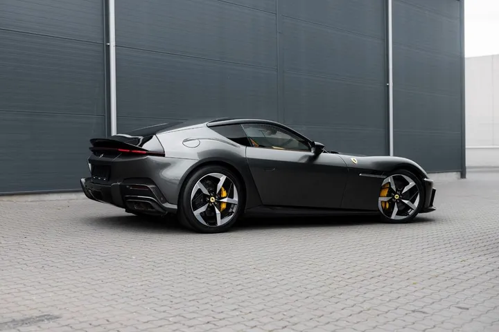 Ferrari 12Cilindri