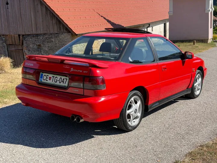 Hyundai S-Coupe