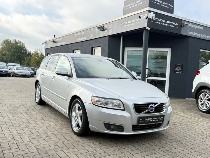 Volvo V50