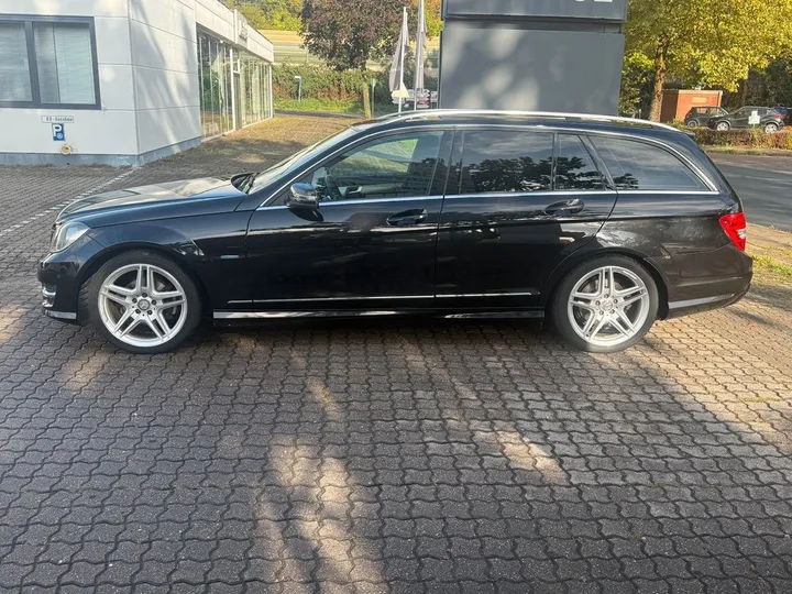 Mercedes-Benz C 200