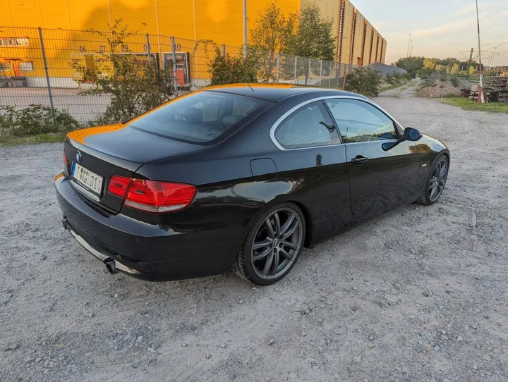 BMW 335