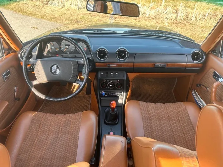 Mercedes-Benz 280