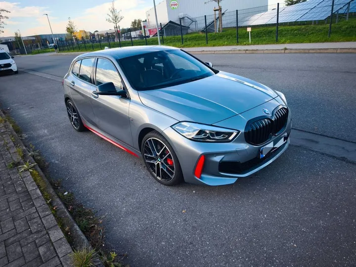 BMW 128
