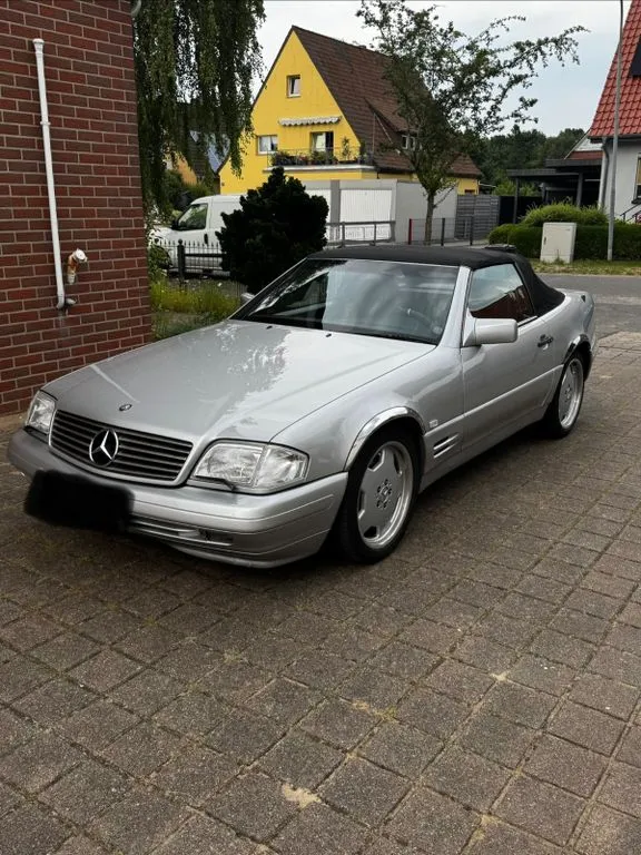 Mercedes-Benz SL 320