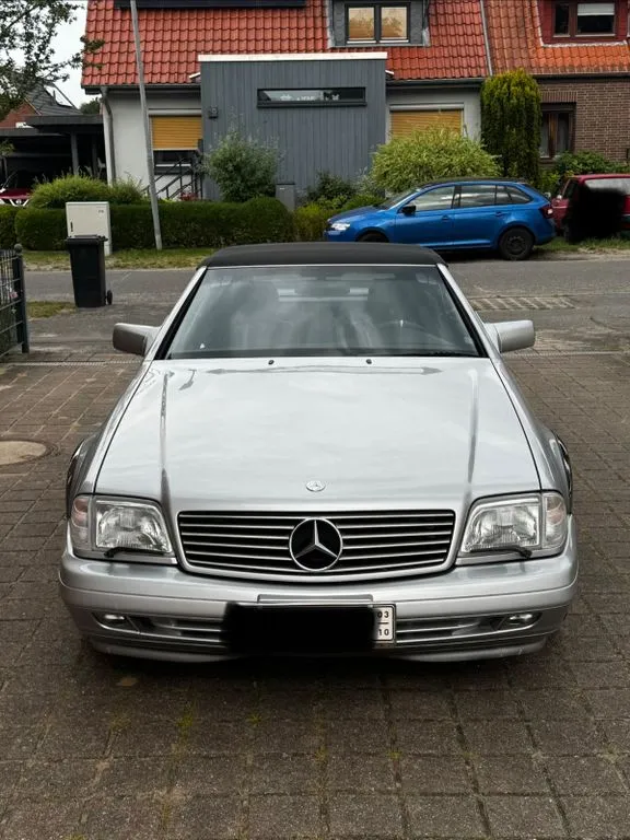 Mercedes-Benz SL 320