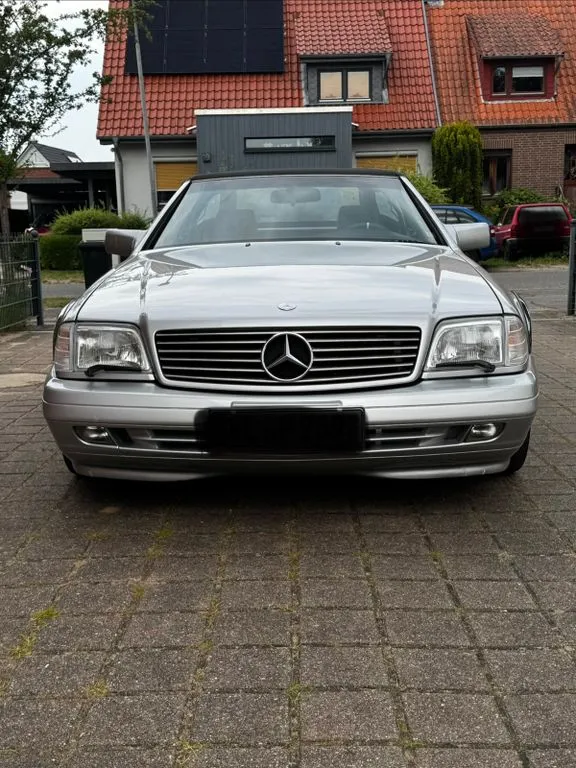 Mercedes-Benz SL 320