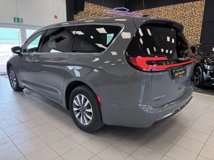 Chrysler Pacifica