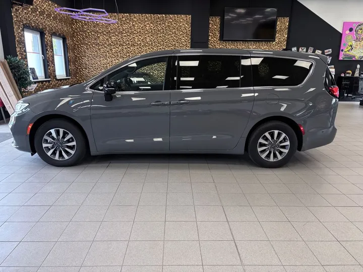 Chrysler Pacifica