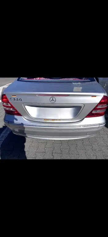 Mercedes-Benz 320