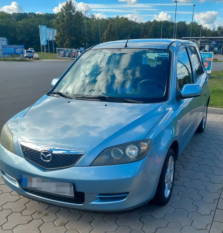 Mazda 2