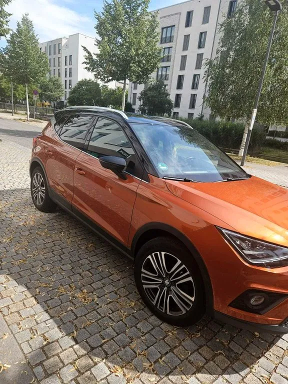 Seat Arona
