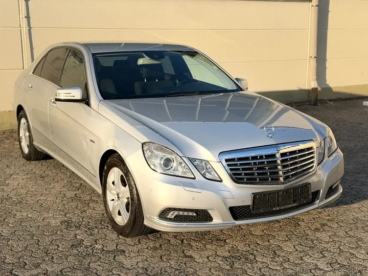 Mercedes-Benz E 250