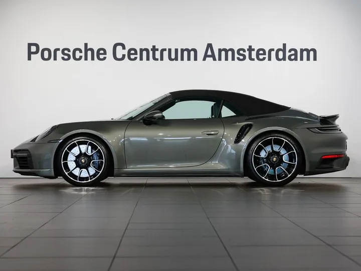 Porsche 992