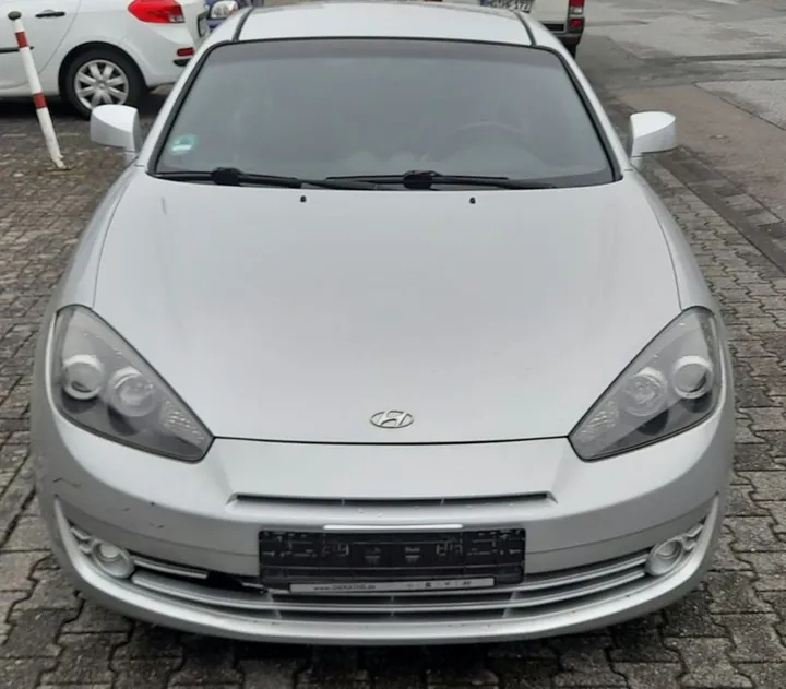 Hyundai Coupe