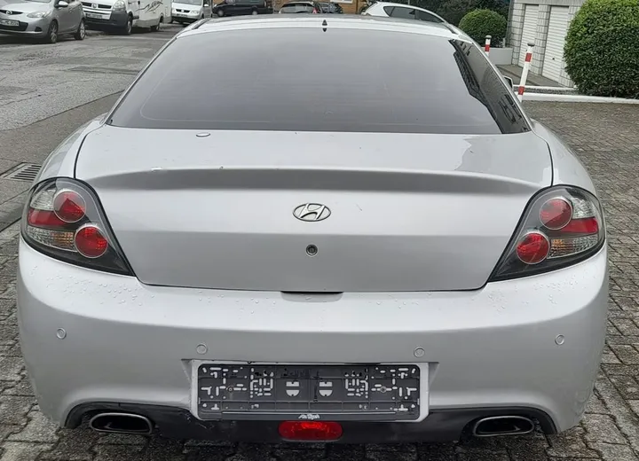 Hyundai Coupe