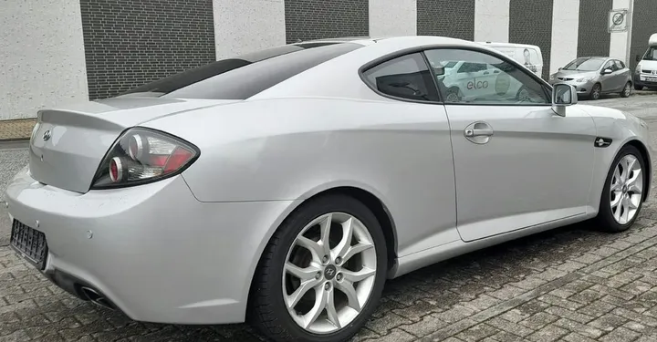Hyundai Coupe