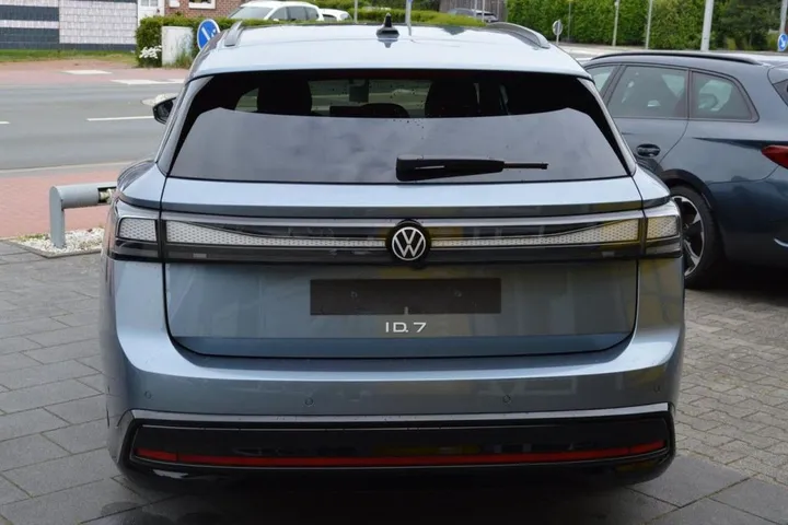Volkswagen ID.7