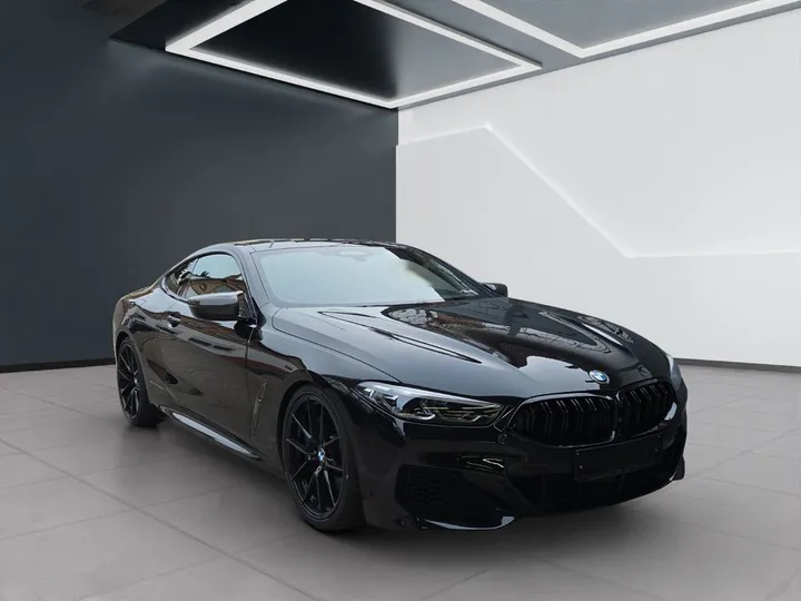 BMW M850