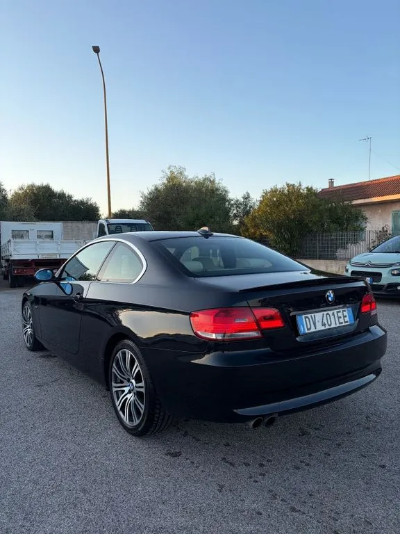 BMW 325