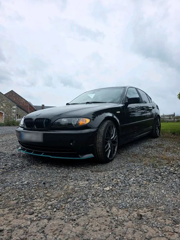 BMW 320