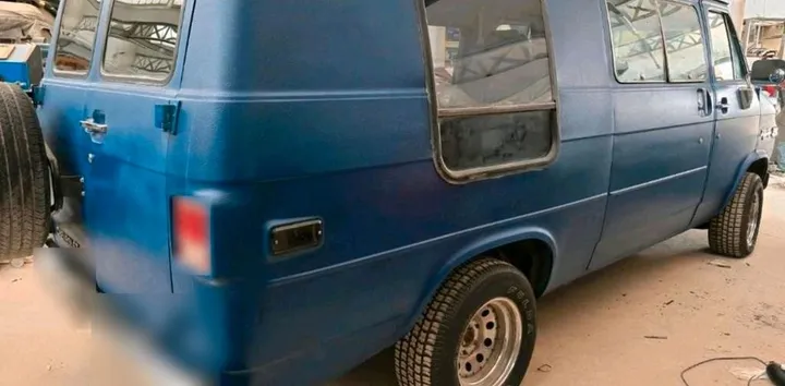 Chevrolet Chevy Van