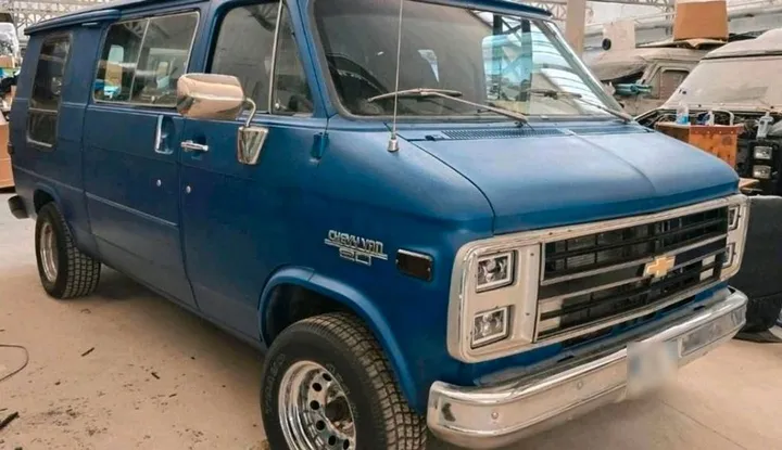 Chevrolet Chevy Van