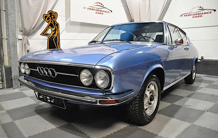 Audi 100