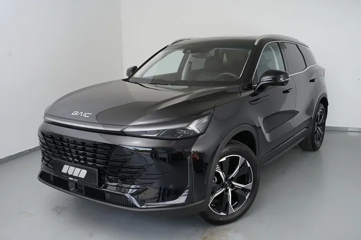 BAIC Beijing X75