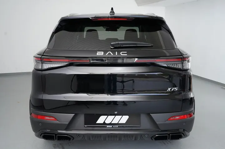 BAIC Beijing X75