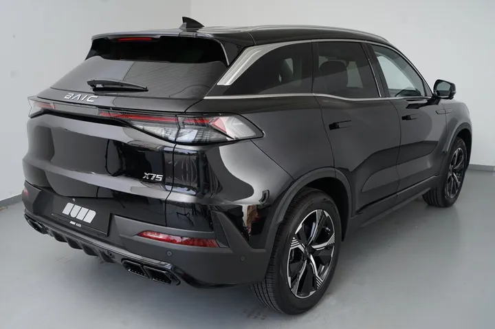 BAIC Beijing X75