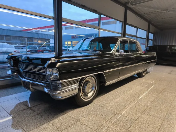 Cadillac Deville