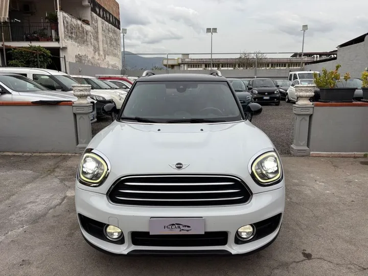 MINI Countryman D (Cooper)