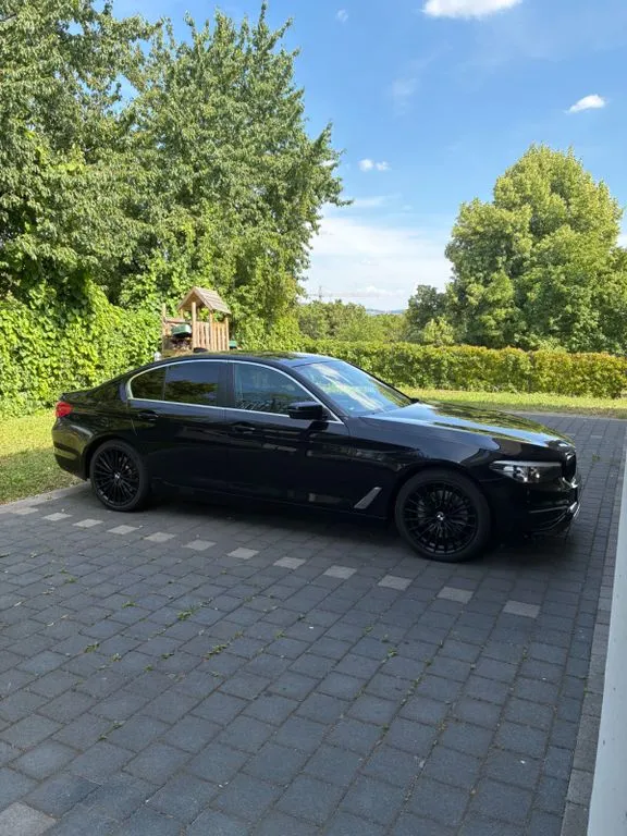 BMW 530