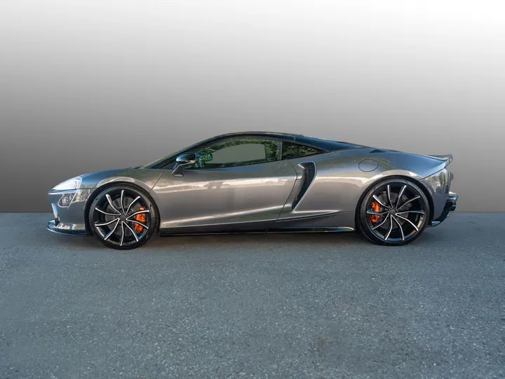 McLaren GTS