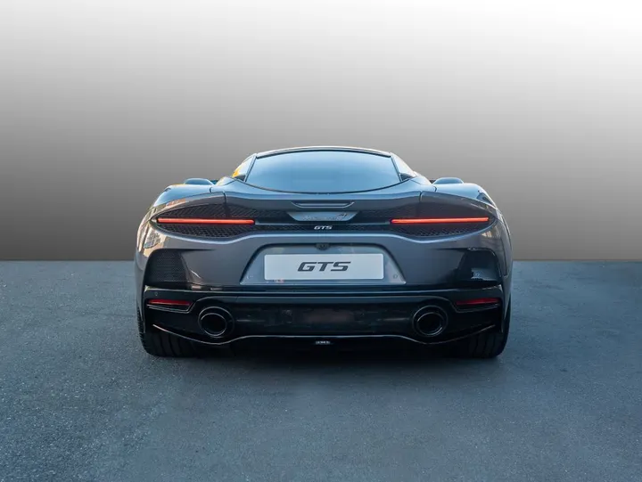 McLaren GTS