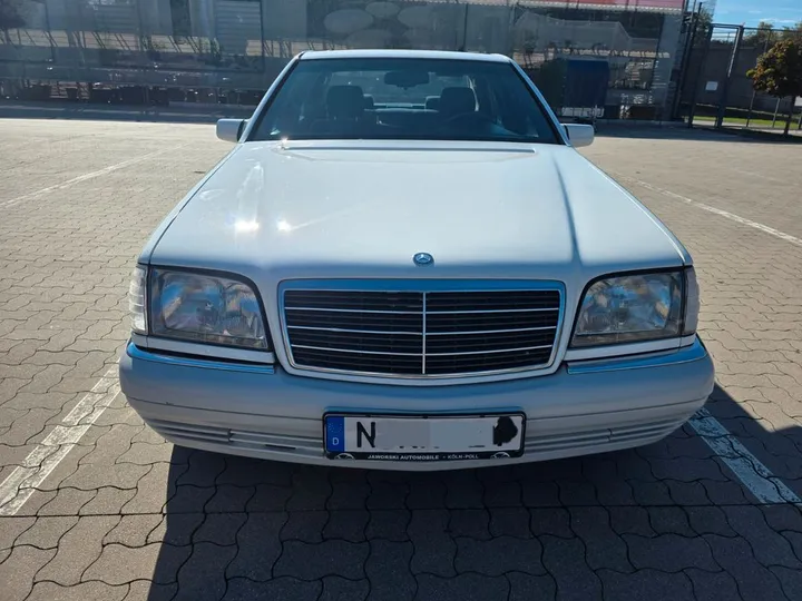 Mercedes-Benz S 280