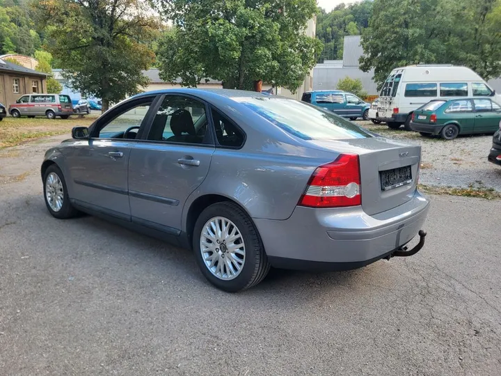 Volvo S40