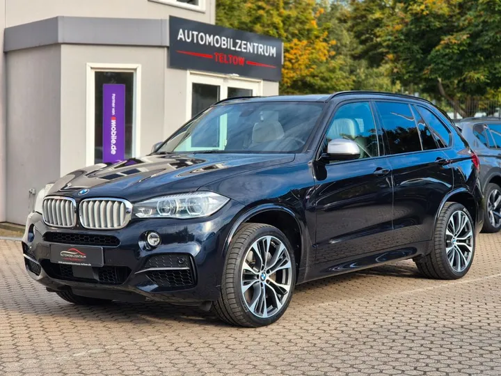BMW X5 M50