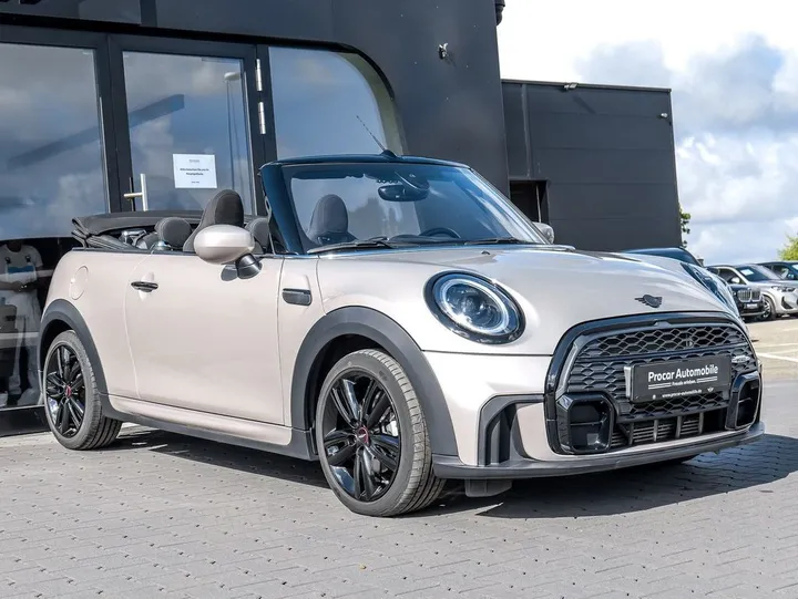 MINI Cooper Cabrio