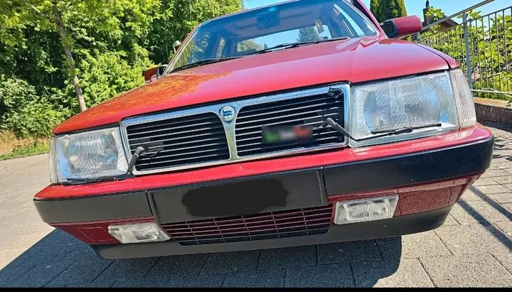Lancia Thema