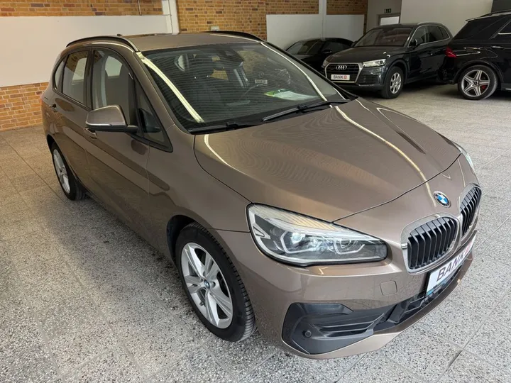 BMW 220