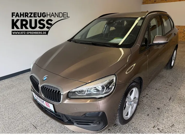 BMW 220